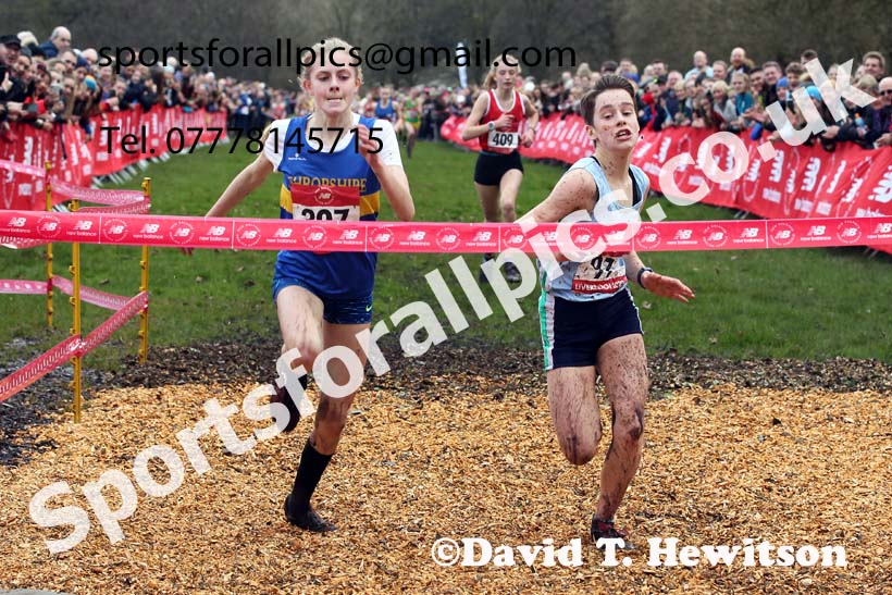 Junior girls, 2020 New Balance English Schools Champs., Sefton Park, Liverpool. Photo: David T. Hewitson/Sports for All Pics